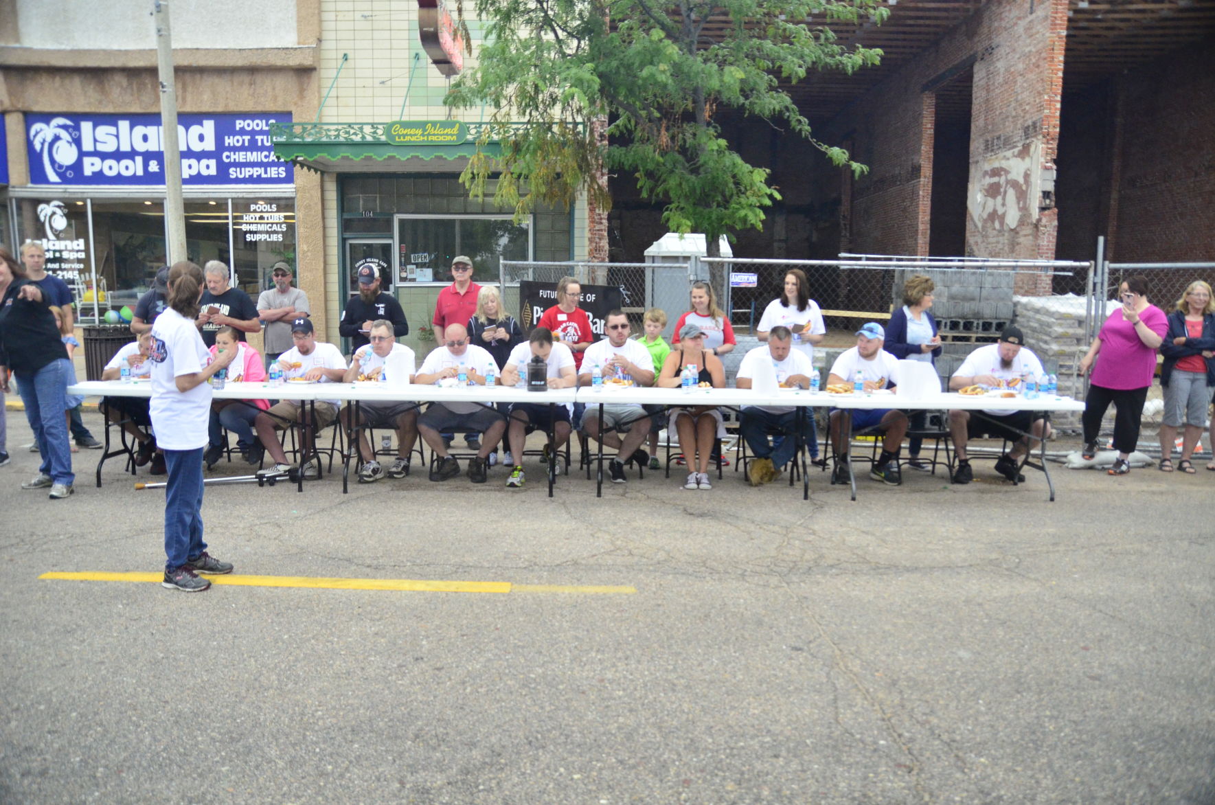 6-22-19 Coney Dog Contest (18).JPG